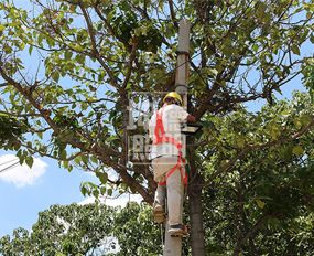 Xingyang city Gaoshan town village pole solar street light installation project